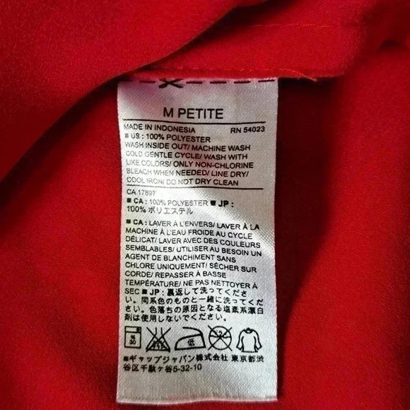❤️ Banana Republic Factory Red Short Sleeved Petite Blouse  Women's Size Medium - Picture 10 of 11